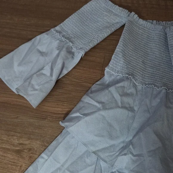 Off-Shoulder Ruffle Top - Picture 2 of 4